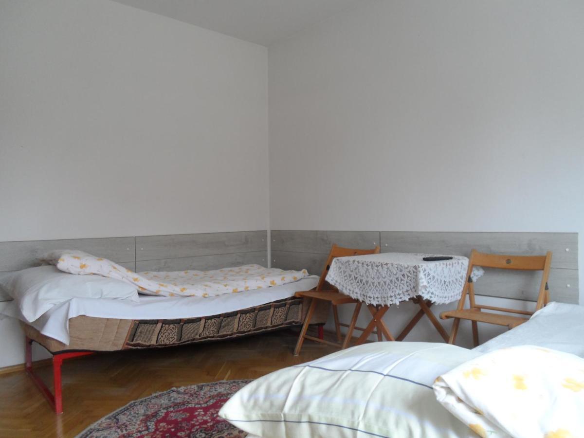 Kwatery Pokoje Mira Poznań Extérieur photo